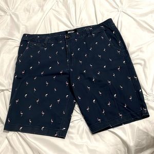 BLUENOTES DENIM MENS SLIM FIT SIZE 36 NAVY FLAMINGO SHORTS